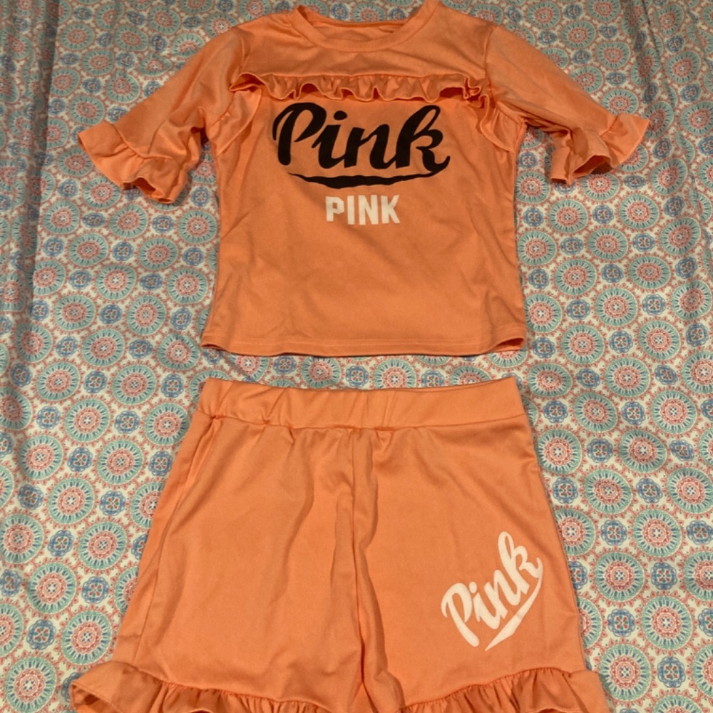 Pink - Picture 4 of 4
